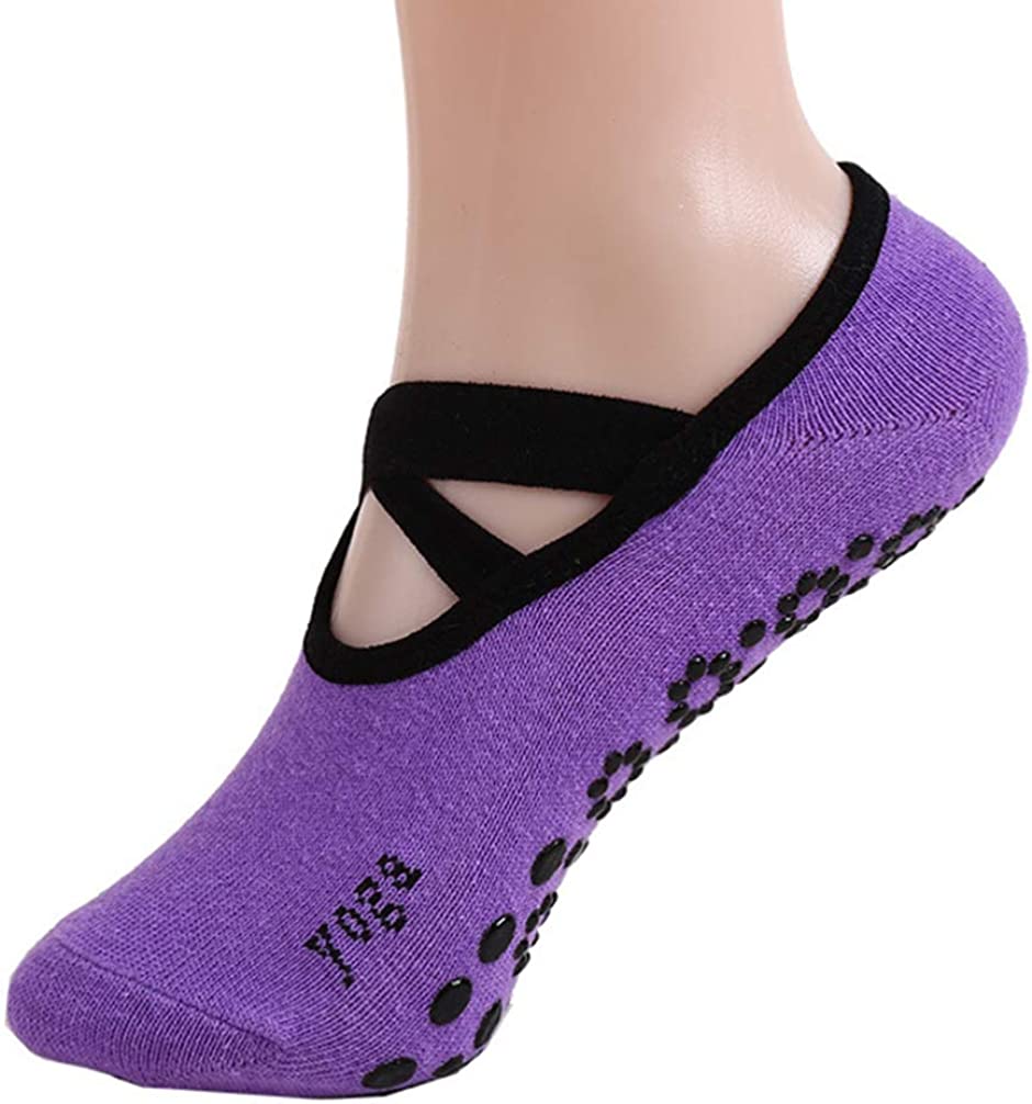 yoga socks with grips 1