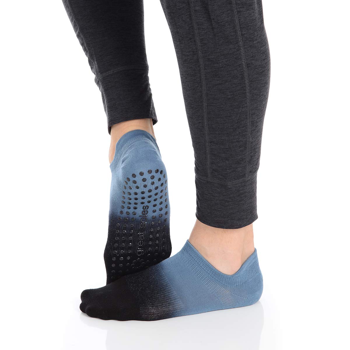 grip socks for pilates 2